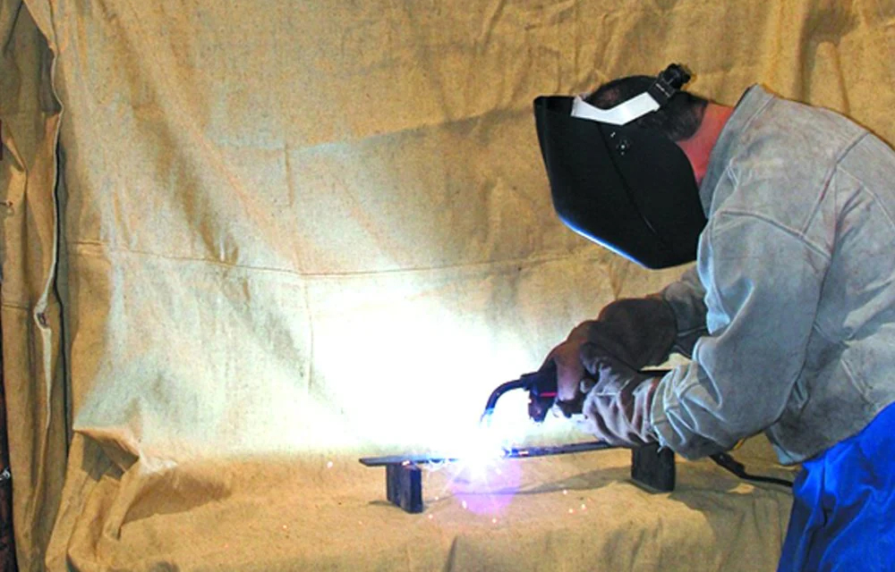 Benefits-of-Using-Fiberglass-Welding-Blankets